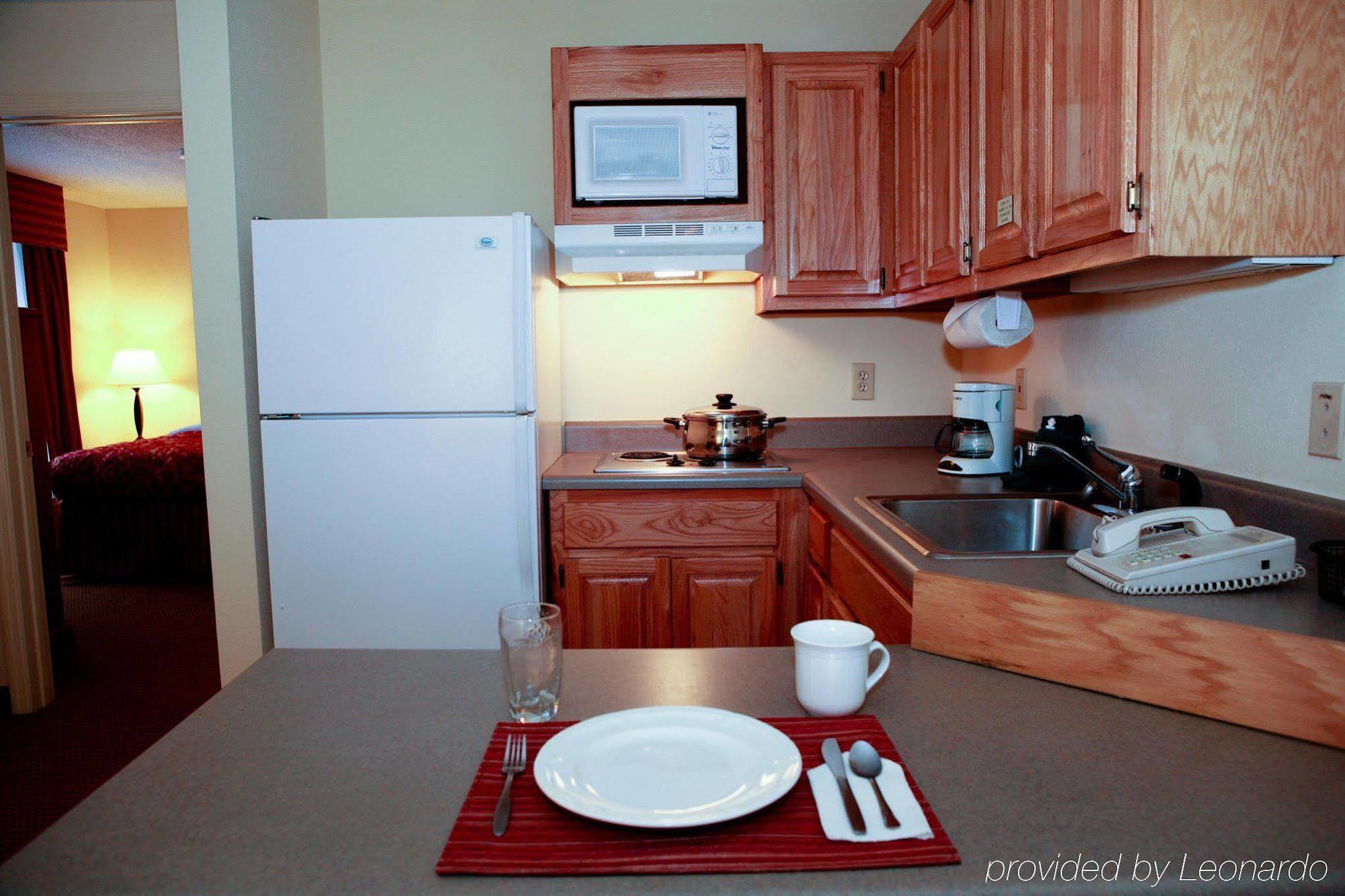 Intown Suites Extended Stay Auburn Al Exteriör bild